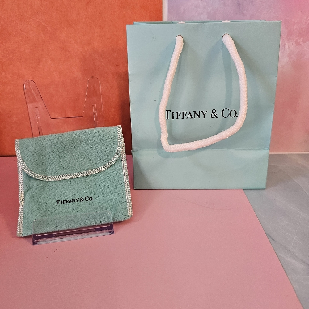 💖 Tiffany & Co. Sterling Silver 925 Heart Key Ring & Vintage Heart Charm 💖 - Picture 2 of 13